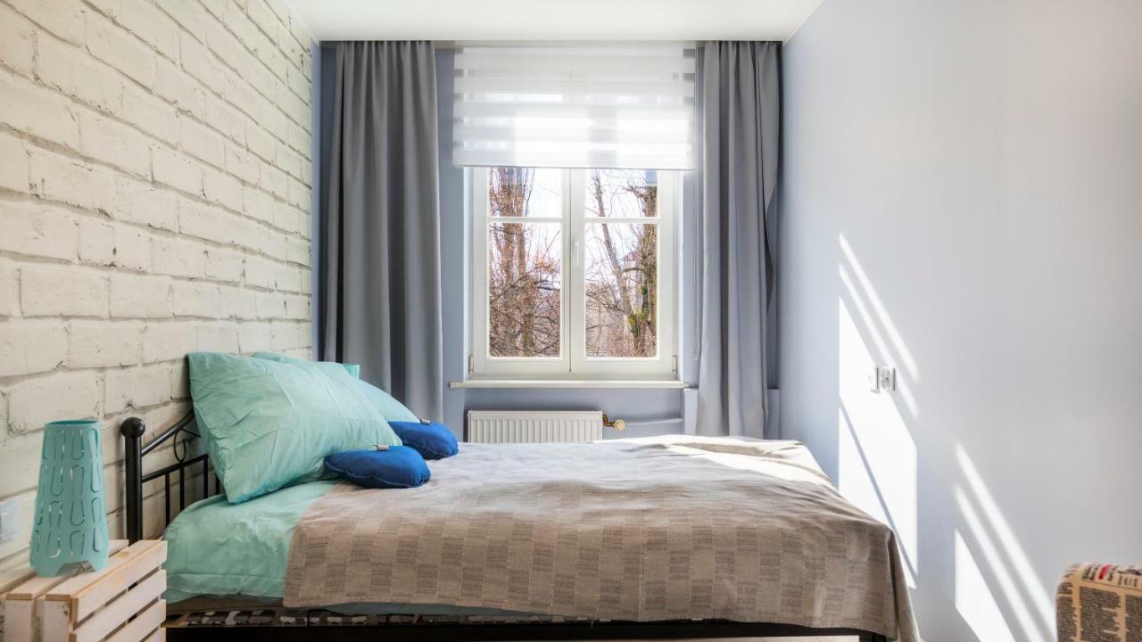 Maya's Flats & 19 & 20 - Ogarna Апартаменти *